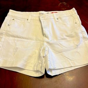 Celebrity Pink denim shorts. Junior 11